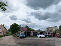 20 иностранцев рисковали попасть в ужасную квартиру в Правдинске