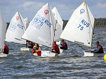 В Калининграде юные яхтсмены закрывают парусный сезон