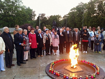 В центре Калининграда зажгли «Свечу памяти»