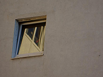 Что случилось 13 сентября 2016 года: Калининград в рейтинге квартир, “почкование” чиновничества, иск по аэропорту, наркотики в поезде и дешёвые овощи