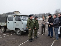 На СВО отправили «буханку» с посылками и сетями из Советска