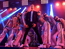 Глава Калининграда отказался называть гонорары Макса Барских и группы «Серебро»