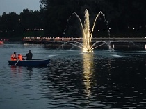В центре Калининграда готовятся поднять струи на высоту трёхэтажного дома