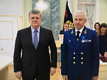 Прокурору Калининградской области вручили орден Почёта