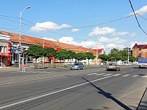 На улице Черняховского включили новый светофор