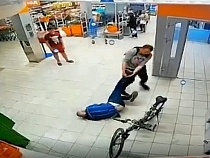 Избивший сотрудника «Дёшево» в Калининграде мужчина пойман полицией?