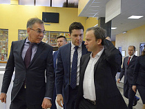 Аркадий Дворкович предложил приглашать бизнес-ангелов из-за рубежа