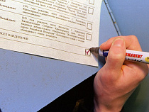 Калининградский коммунист намекнул на свержение власти