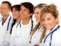 Президент Ассоциации заслуженных врачей РФ Калининградской области просит провести рейтинговое голосование по кандидатуре главы Минздрава Калининградской области