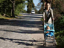 Минтруда РФ планирует ввести имущественный ценз на пособие по рождению ребёнка