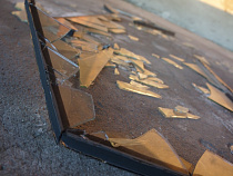 В Калининграде ревнивец отомстил сопернику, разбив в его квартире три окна