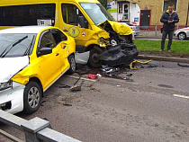 В ГИБДД назвали причину крупной аварии на проспекте Калинина