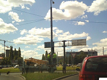 На площади Василевского появился еще один светофор