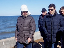 Алиханов ответил на упрёк в медленном восстановлении пляжей