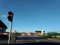 Стало известно, сколько человек поехали на ноябрьские праздники в Польшу и Литву