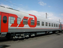 Калининградские железнодорожники перед Днем Победы снизят цены на проезд в поездах дальнего следования