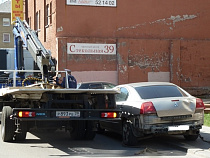 В Калининграде эвакуаторы продолжают избавлять город от заторов