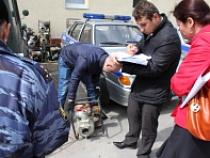 В Калининграде судебные приставы передали в Росимущество первые 25 конфискованных у янтарщиков мотопомп