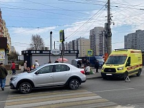 В Калининграде 69-летняя женщина не смогла перейти дорогу в Балтрайоне