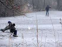 Инспектор ГИМС рассказал, как выжить на льду