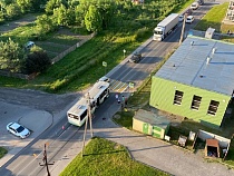 «ДТП… Всех разворачивают»: на переходе в Гурьевске автобус сбил женщину