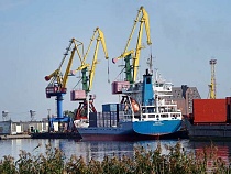 Калининградские власти объяснили разрешение на вывоз лома через порт 