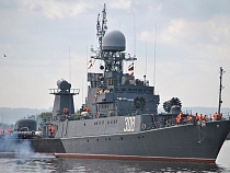 Корабли Балтфлота отбились от атаки с воздуха