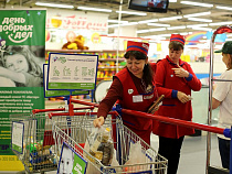 «День добрых дел»: 200 нуждающихся семей получили помощь от сети «Вестер» и ее покупателей