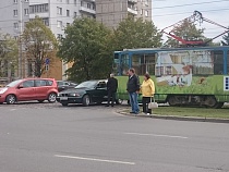 В центре Калининграда встали трамваи