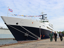 В Калининграде судно «Янтарь» передано ВМФ России