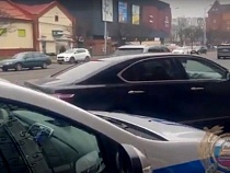 В Калининграде элитным «Лексусом» с долгами управляла девушка без прав