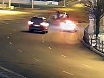 Появилось видео безжалостного убийства велосипедиста элитным «Лексусом»