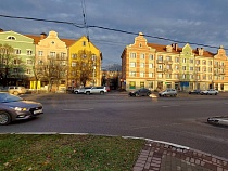 Зима прошла: в Калининграде начали отваливаться ганзейские фасады