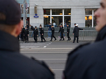 19-летний калининградец с пневматическим пистолетом в руках ограбил аптеку