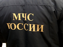 Девять пожарных тушили деревянную дачу в СНТ «Солнышко» в Советске