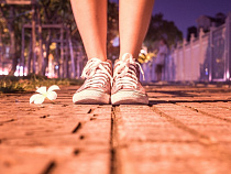 Сломавшая лодыжку женщина требует с администрации Славска 500 тыс. рублей