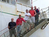 17 моряков вернулись из пиратского плена в Калининград