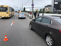 На эстакадном мосту в Калининграде сбили 48-летнего велосипедиста