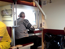 В мае верхние полки в плацкартных вагонах подешевеют на 20-40%