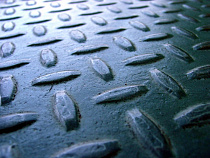 В Советске накрыли скупщиков краденых крышек люков