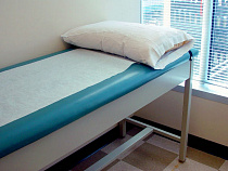 Женщина требует у врачей 1,5 млн рублей за плохую «пластику»