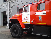 В Калининградской области сгорел дом, сарай и дерево