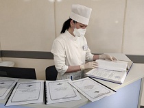 В Калининградской области 1/3 новых случаев коронавируса снова пенсионеры