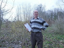 Алиханов помог рассадить 200 саженцев каштана из Озёрского района