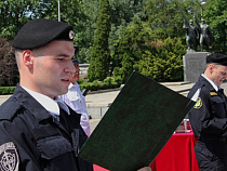 В Калининграде привели к присяге 9 молодых приставов