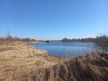 У гражданина отобрали часть берега реки в Медведевке 