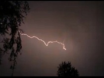 На Калининград движется гроза