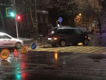 В Калининграде 25-летний на «Тойоте» сбил на светофоре мужчину