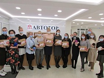 «Автотор» поддержал одиноких пожилых людей