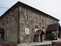 Калининградский янтарный комбинат не смог закупить 160 кубометров щебня